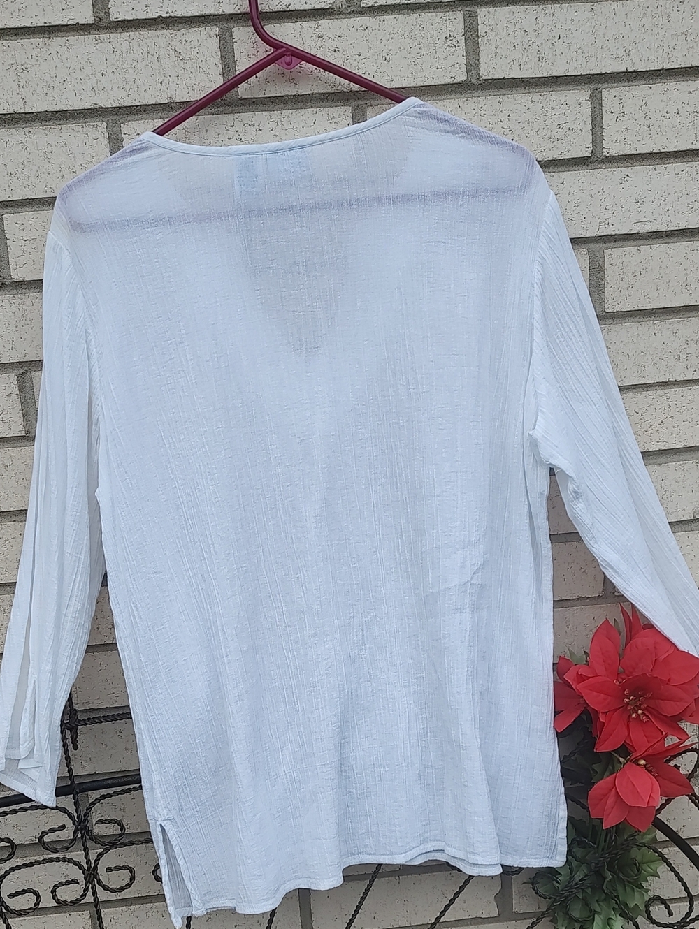 White Cotton V-Neck Lace Trim Women's Top - Picture 7 of 8